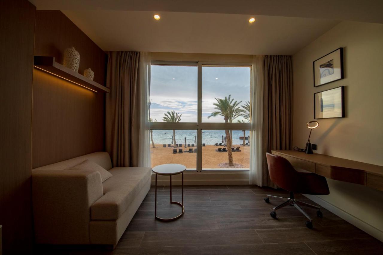 Luxotel Aqaba Beach Resort & Spa Exterior photo